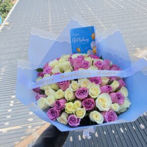80 MIXED PURPLE & WHITE ROSES