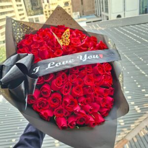 100 RED ROSES
