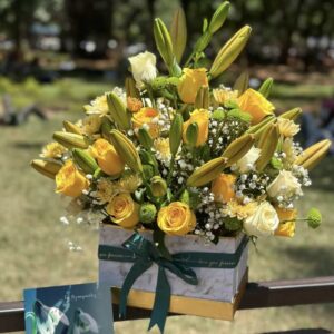 BOX ARRANGEMENT OF MIXED LILIES & ROSES
